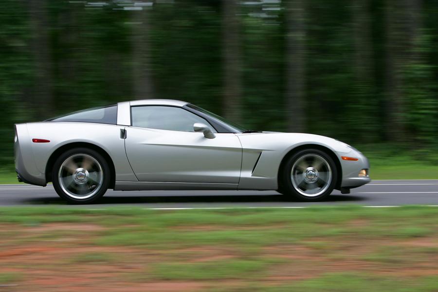  Chevrolet Corvette 2005 года  (фото 137 из 182)